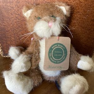 Boyd’s Bears Browning the cat